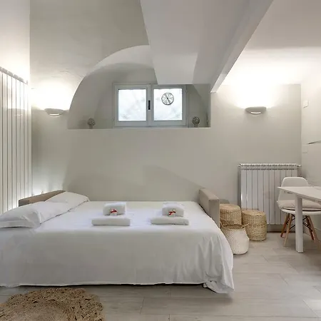Little Cottage Апартаменты *