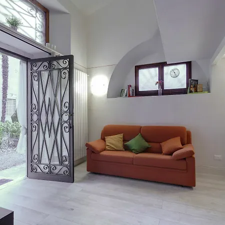 Little Cottage Апартаменты Флоренция